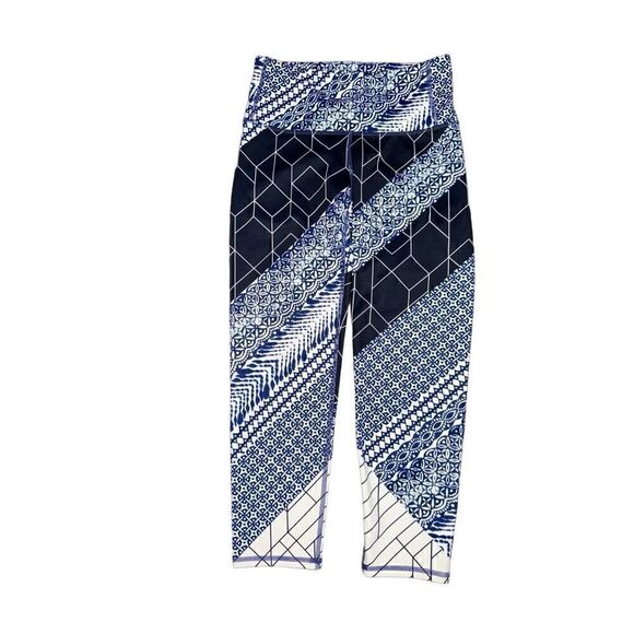 Athleta Women's Indigo Geo Print Capri Leggings Size XXS - Picture 1 of 6